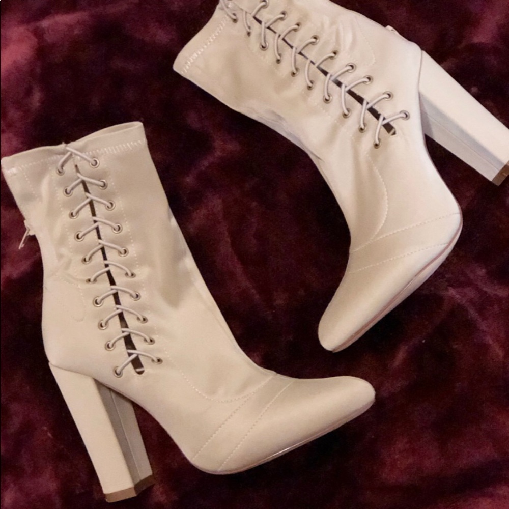 Beige/Tan Boot Heels